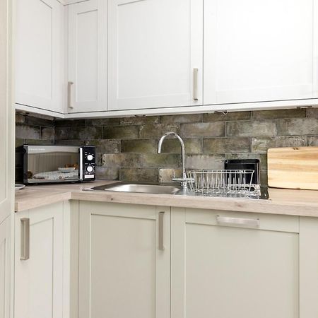 Joivy Beautiful Apartment, Private Garden, Calton Hill Edimburgo Esterno foto