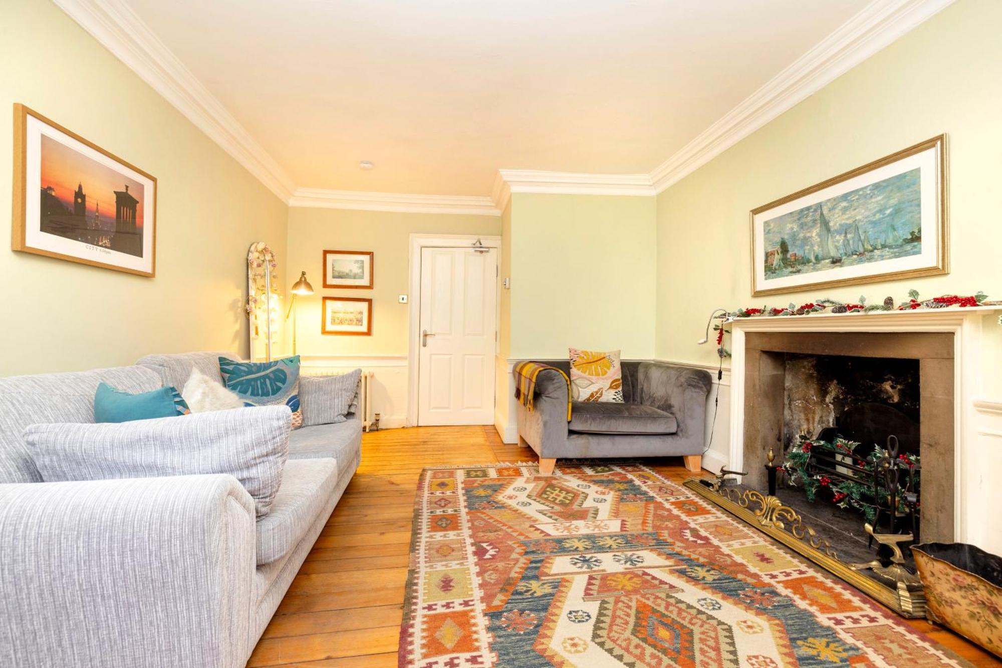 Joivy Beautiful Apartment, Private Garden, Calton Hill Edimburgo Esterno foto