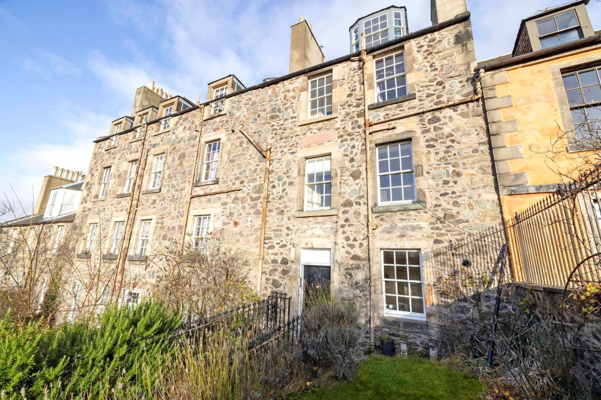 Joivy Beautiful Apartment, Private Garden, Calton Hill Edimburgo Esterno foto